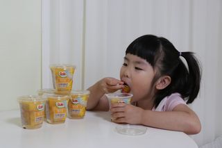 돌 MF[Dole] 파인애플컵/망고컵/복숭아컵 198g 6입X1박스 (맛 1가지 랜덤 발송) — 5점을 준 리뷰어가 2024년 5월 올린 사용 사진