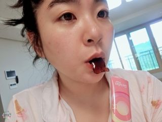 [인디닥터] 면역 생생 핑크 이뮨 젤리 — 4점을 준 리뷰어가 2022년 6월 올린 사용 사진