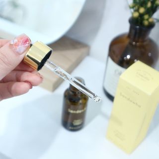 스킨큐어 산다화 비타민c 화이트닝 에센스 30ml — 5점을 준 리뷰어가 2022년 2월 올린 사용 사진
