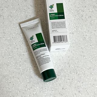 랑벨 랑바이오 블랙 시카 크림 50ml(블랙비 프로폴리스, 시카 4종, 판테놀 10 함유) — 5점을 준 리뷰어가 2022년 6월 올린 사용 사진
