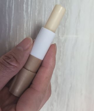 더사가오브수 [사가수] 효혜윤 보태니컬 에너지 에센스인로션 20ml /아이포올 스틱 3g — 5점을 준 리뷰어가 2023년 2월 올린 사용 사진