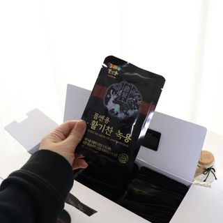 [몸엔용] 몸엔용 판매 1위 녹용 가성비 갑, 활기찬녹용 30포 — 5점을 준 리뷰어가 2021년 11월 올린 사용 사진