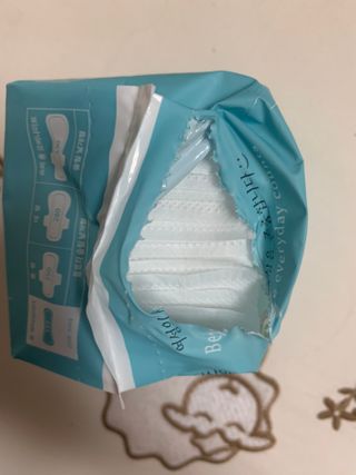 블루블루 유기농 순면 커버 생리대 — 5점을 준 리뷰어가 2021년 1월 올린 사용 사진