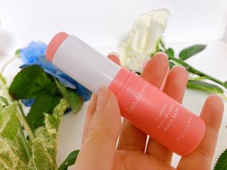 스킨큐어 산다화 카멜리아 안티 링클 멀티밤 — 5점을 준 리뷰어가 2022년 12월 올린 사용 사진