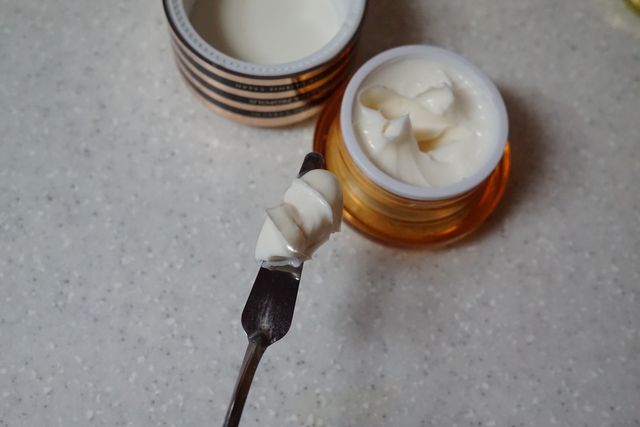 자민경 크레마카라콜 울트라 프로폴리스 하이드라 인텐스 크림 50ml 리뷰 사진