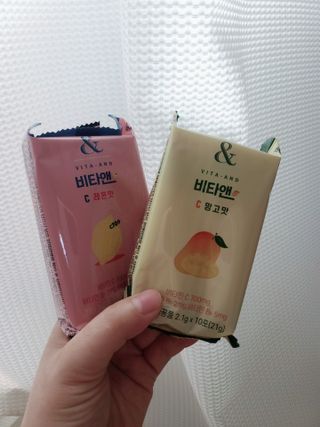 비타앤C 레몬맛, 망고맛 — 5점을 준 리뷰어가 2021년 8월 올린 사용 사진