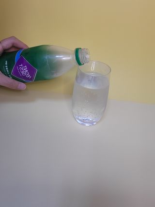 몽베스트 Montbest with Sparkling water Plain 20병 — 5점을 준 리뷰어가 2022년 7월 올린 사용 사진
