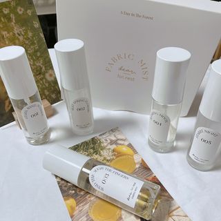 디어포레스트 [5개세트] 숲속의 하루 패브릭미스트 (섬유향수/ 룸스프레이) 50ml 5개 — 5점을 준 리뷰어가 2022년 9월 올린 사용 사진