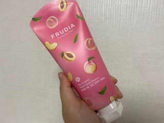 [후르디아] 복숭아 바디워시+바디에센스 세트 — 5점을 준 리뷰어가 2021년 9월 올린 사용 사진
