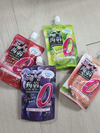 ORIHIRO 오리히로 곤약젤리 제로칼로리 130g 4종 4팩(맛별로 1팩씩) — 5점을 준 리뷰어가 2023년 3월 올린 사용 사진