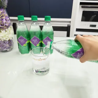 몽베스트 Montbest with Sparkling water Lime20병 — 4점을 준 리뷰어가 2022년 12월 올린 사용 사진
