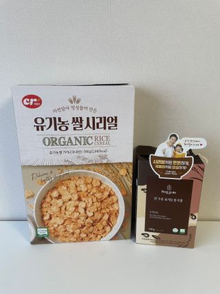씨알푸드 유기농 쌀 시리얼 390g + 갓 구운 유기농 발아통곡물 150g — 5점을 준 리뷰어가 2021년 12월 올린 사용 사진