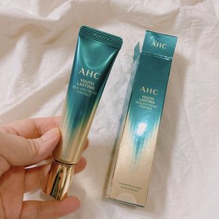 [NEW 탄력유턴 아이크림] AHC 유스 래스팅 리얼 아이크림 포 페이스 — 4점을 준 리뷰어가 2021년 2월 올린 사용 사진