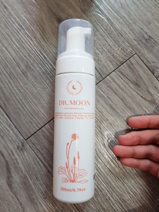 MF프리 [닥터문] 유산균 락토케어 질경초 여성청결제 200ml (폼타입) — 5점을 준 리뷰어가 2022년 7월 올린 사용 사진