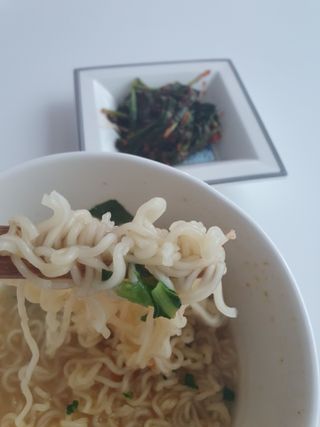 [풀무원] 자연은맛있다 정면, 백면, 홍면  세트 — 5점을 준 리뷰어가 2021년 4월 올린 사용 사진