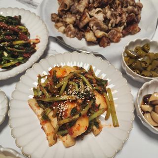셰프애찬 알타리김치 총각김치 1kg — 3점을 준 리뷰어가 2022년 10월 올린 사용 사진