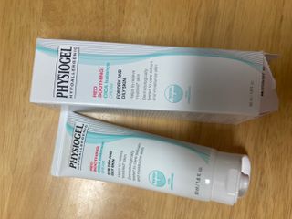 피지오겔 레드수딩 시카밸런스 크림 50ml — 5점을 준 리뷰어가 2022년 4월 올린 사용 사진