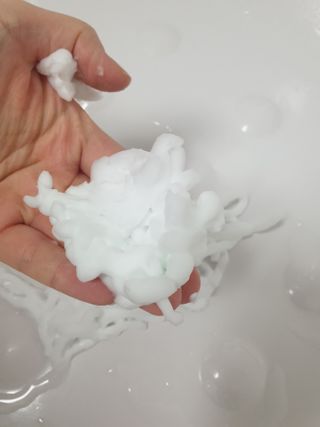여우두마리 아기 버블클렌저 버블폼 거품놀이 유아바디워시 배쓰밤 입욕제 — 5점을 준 리뷰어가 2021년 2월 올린 사용 사진