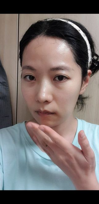 아미퓨어 촉촉하고 밝은 피부를 만들어주는 1일1팩, 아미노이펙트 마스크 10매 — 5점을 준 리뷰어가 2021년 6월 올린 사용 사진