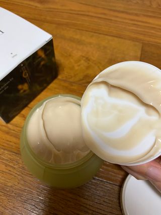 카오리온코스메틱스 사카로미세스와 시카의 만남        릴리피 릴렉싱 크림 진정한 탄력을 경험해보세요 — 5점을 준 리뷰어가 2021년 6월 올린 사용 사진