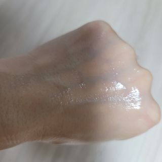 나우 [리브엠] 화해 1등 수분앰플 , 엑소코어 워터풀 텐션 앰플 — 5점을 준 리뷰어가 2024년 12월 올린 사용 사진