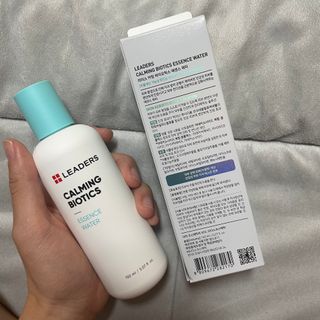 리더스코스메틱 리더스 카밍 바이오틱스 에센스 워터 — 5점을 준 리뷰어가 2021년 10월 올린 사용 사진