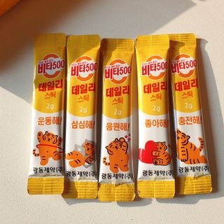 광동생활건강 [광동] 비타500데일리스틱  ★빼빼로데이★ 30포+70포+ 뚱랑이스티커+빼빼로+쇼핑백 — 5점을 준 리뷰어가 2022년 11월 올린 사용 사진