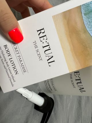 레츄얼 더 센트 바디로션 시크릿 파라다이스(500ml) — 5점을 준 리뷰어가 2022년 7월 올린 사용 사진