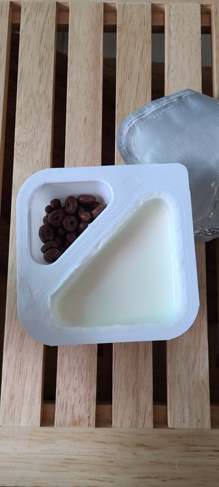 매일바이오 토핑요거트 — 5점을 준 리뷰어가 2021년 5월 올린 사용 사진