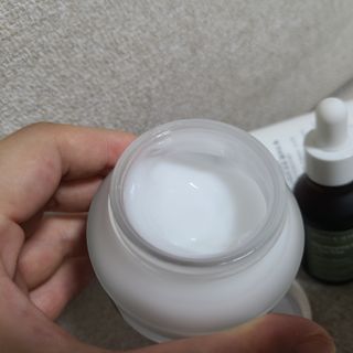 마리엔메이 센서티브 수딩 젤 크림 + 어성초 티트리 추출물 세럼 + 어성초 티트리 모공 클렌징 폼 — 5점을 준 리뷰어가 2021년 9월 올린 사용 사진