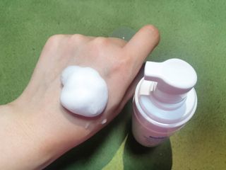 [바이로담] 저자극 약산성버블 폼 폼클렌징 150ml — 5점을 준 리뷰어가 2021년 3월 올린 사용 사진