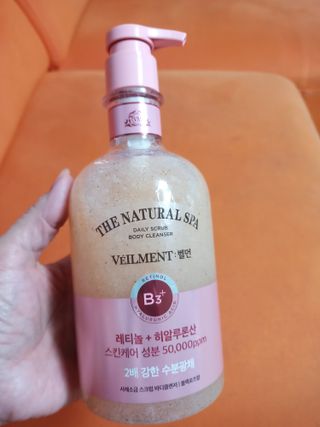 벨먼 내추럴스파 수분광채 스크럽 바디워시 600ml 5종 — 5점을 준 리뷰어가 2022년 5월 올린 사용 사진