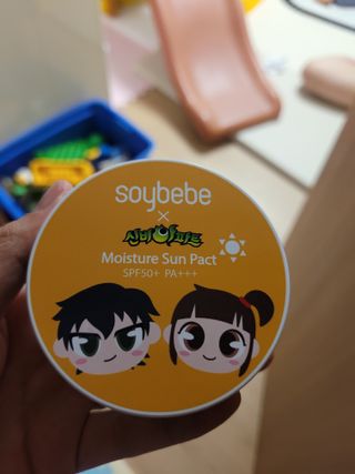 소이베베X신비아파트 모이스쳐 선팩트 SPF50+ PA+++ — 5점을 준 리뷰어가 2023년 4월 올린 사용 사진