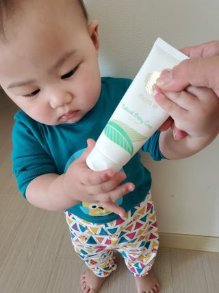 mom e 맘이 내추럴 베이비 케어 크림+바디오일 — 3점을 준 리뷰어가 2021년 1월 올린 사용 사진