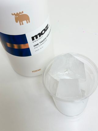 모즈스웨덴 MOZ 스웨덴 316 스텐 대용량 원터치 손잡이 보냉보온병 — 5점을 준 리뷰어가 2023년 8월 올린 사용 사진