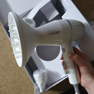 에프에이치아이코리아 마르세이유 사이클론 드라이기 — 4.5점을 준 리뷰어가 2021년 6월 올린 사용 사진