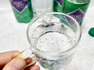 몽베스트 Montbest with Sparkling water Plain 20병 — 5점을 준 리뷰어가 2022년 6월 올린 사용 사진
