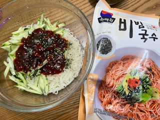 [한면원] 비빔국수 2인분 — 5점을 준 리뷰어가 2022년 8월 올린 사용 사진