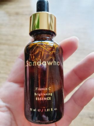 스킨큐어 산다화 비타민c 화이트닝 에센스 30ml — 5점을 준 리뷰어가 2022년 3월 올린 사용 사진