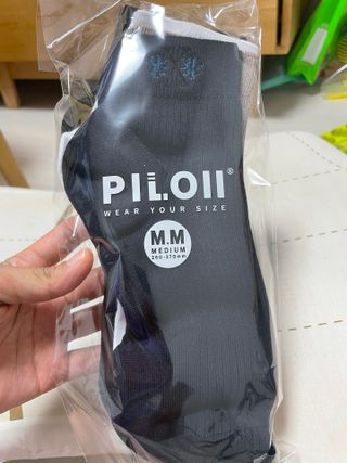 [사이즈가 있는 양말 필로이] 남/여 골지 발목 양말 4족 세트 남【S, M, L, XL】여【S, M, L】_컬러 랜덤 — 5점을 준 리뷰어가 2022년 6월 올린 사용 사진