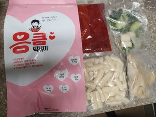 응큼떡볶이 — 5점을 준 리뷰어가 2021년 3월 올린 사용 사진