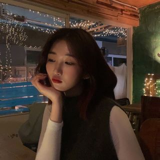 [후르디아] 묻어남NO 비건 메이크업 픽서 — 4점을 준 리뷰어가 2021년 11월 올린 사용 사진