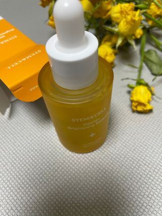 체르엠 스템앤셀 비타민 브라이트닝 에센스 30ml 1개 — 5점을 준 리뷰어가 2022년 4월 올린 사용 사진