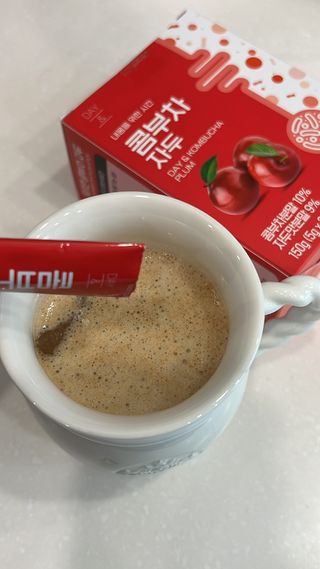 참앤들황토농원 7가지 맛! 탄산 톡톡! 스파클링! 데이앤 콤부차 7종 10포 1박스씩 ★총 7박스★ — 4점을 준 리뷰어가 2023년 2월 올린 사용 사진