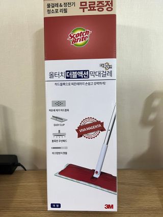 3M 스카치브라이트 비마마젠타 밀대걸레 세트+ PET 정전기청소포 대형 30매 — 5점을 준 리뷰어가 2023년 7월 올린 사용 사진