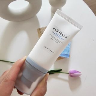 MF[스킨1004] 마다가스카르 센텔라 히알루-시카 워터핏 선세럼 50ml — 5점을 준 리뷰어가 2024년 5월 올린 사용 사진