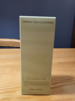 프리마인 메이크업과 들뜨는 각질까지 한방에 깐달걀로! 순하기까지한 셀베이스 그린티클렌저(200ml) — 5점을 준 리뷰어가 2023년 1월 올린 사용 사진