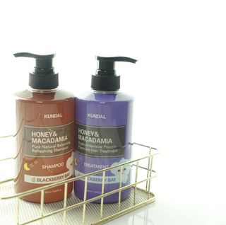쿤달 [KUNDAL 공식] 프리미엄 헤어 케어 스페셜 세트 샴푸 500ml &amp; 트리트먼트 500ml — 5점을 준 리뷰어가 2021년 3월 올린 사용 사진