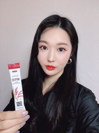하루 1포로 콜레스테롤, 유산균, 고역가 소화효소까지 한번에 섭취! 다온바이오 홍자임 1개월분(30포) — 5점을 준 리뷰어가 2022년 11월 올린 사용 사진