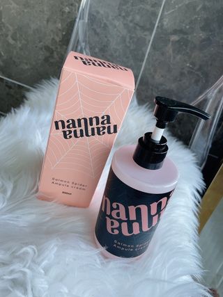 난나 살몬 스파이더 검버섯 미백 톤업 화이트닝 연어 앰플 크림 300ml 대용량 — 5점을 준 리뷰어가 2022년 11월 올린 사용 사진